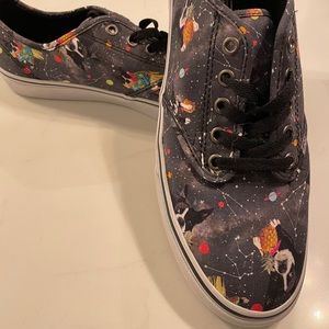 NWOT Rare Vans Off The Wall Bulldog size 10
